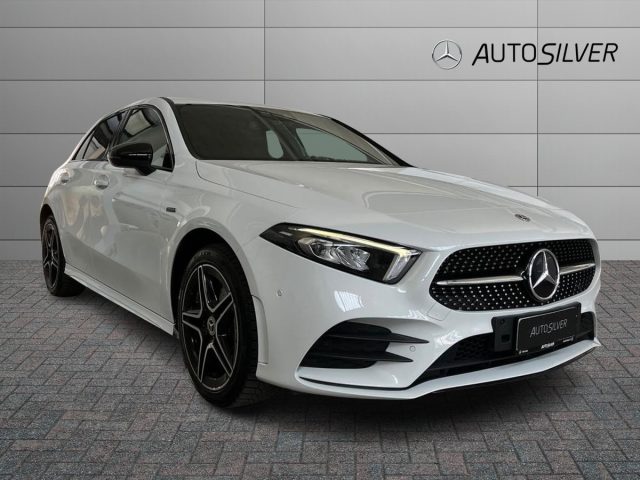 MERCEDES-BENZ A 250 e Automatic EQ-Power Premium 