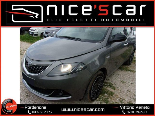 LANCIA Ypsilon 1.0 FireFly 5 porte S&S Hybrid Ecochic Gold 