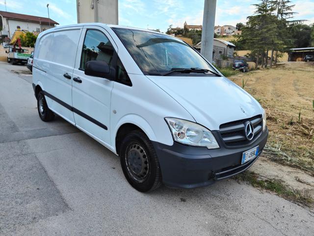 MERCEDES-BENZ Vito Bianco pastello