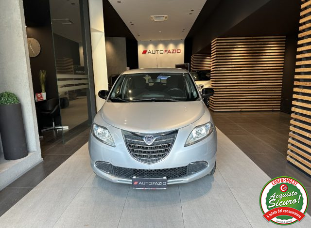 LANCIA Ypsilon 1.2 69 CV 5 porte Gold 