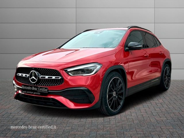 MERCEDES-BENZ GLA 200 d Automatic Premium 