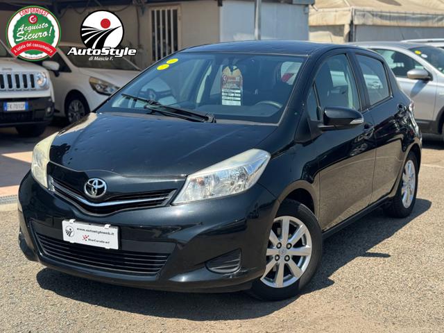 TOYOTA Yaris 1.0 5 porte Active 