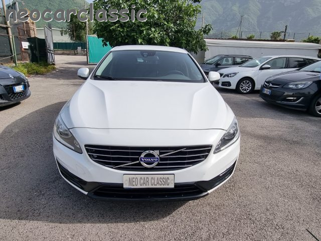 VOLVO V60 D4  Geartronic R-design CAMBIO AUTOMATICO 