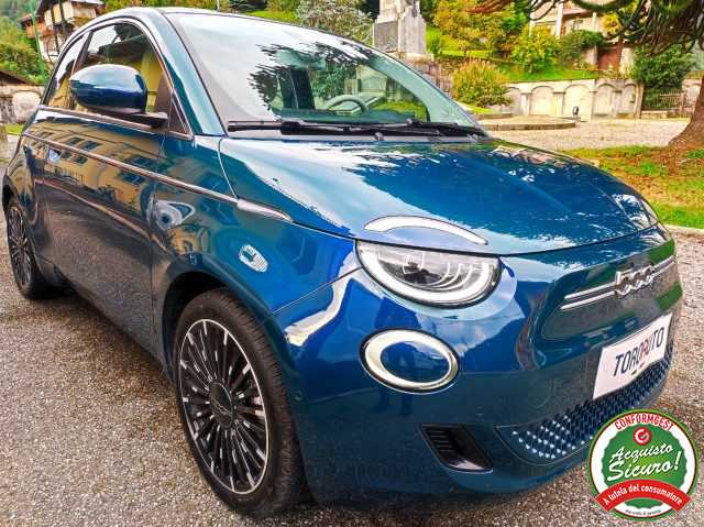 FIAT 500e La Prima 3+1 42 kWh  118 CV 