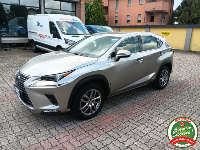 LEXUS NX 300 Hybrid 4WD Luxury 