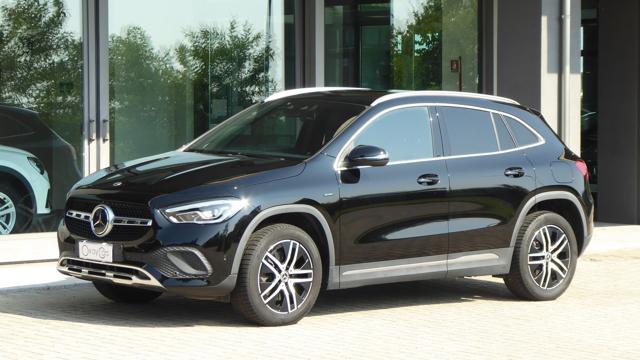 MERCEDES-BENZ GLA 250 e EQ-Power Automatic Sport Plus 