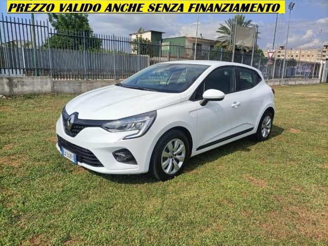 RENAULT Clio Bianco pastello