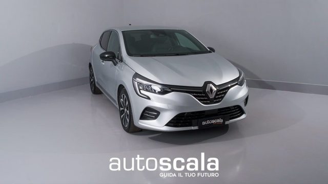 RENAULT Clio TCe 90 CV 5 porte Techno 