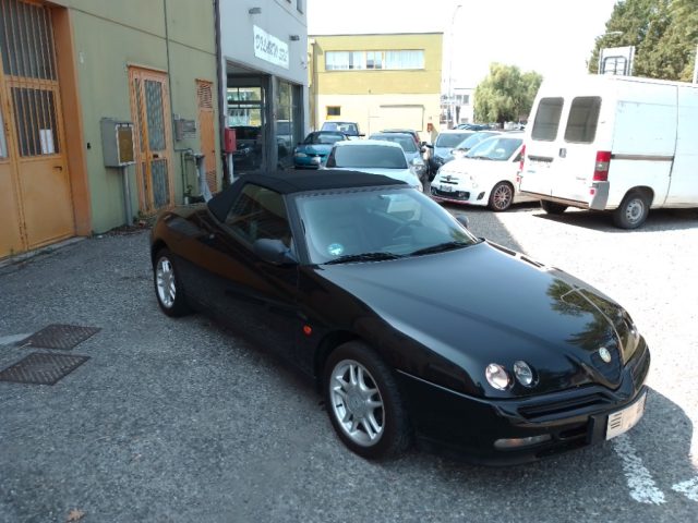 ALFA ROMEO Spider 2.0i 16V Twin Spark cat  PERMUTA 