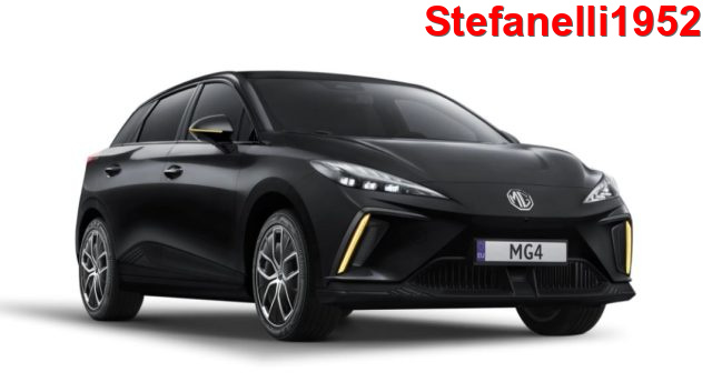 MG MG4 Trophy Extended range 77 KWh Tetto Nero 