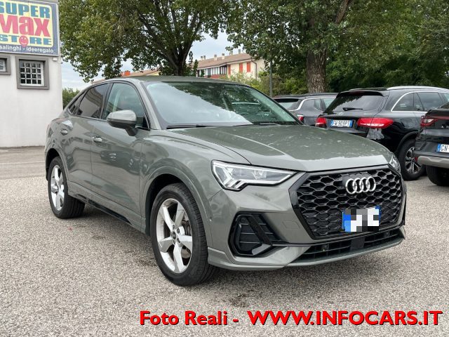 AUDI Q3 Grigio scuro metallizzato