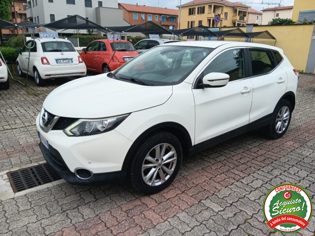 NISSAN Qashqai 1.2 DIG-T Acenta 