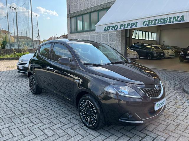 LANCIA Ypsilon Nero metallizzato