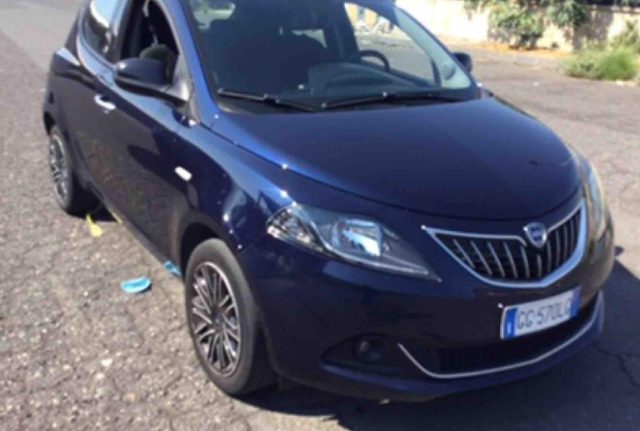 LANCIA Ypsilon 1.0 FireFly 5 porte S&S Hybrid Ecochic Gold 