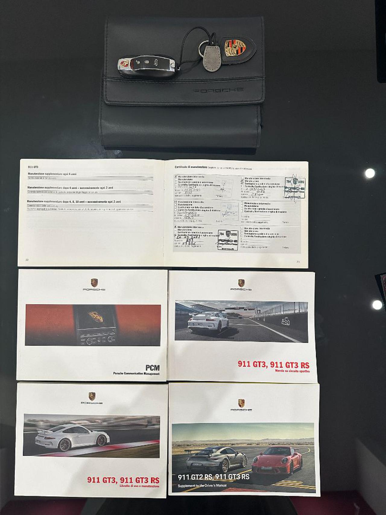 PORSCHE 911 4.0 GT3 RS - Porsche Approved - 11