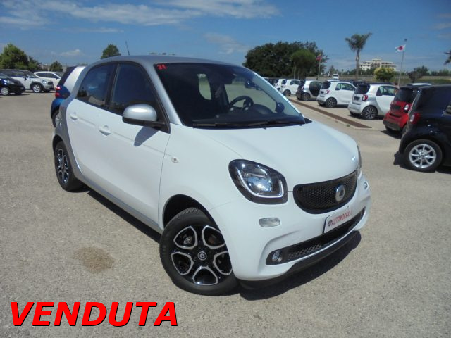 SMART ForFour Bianco pastello