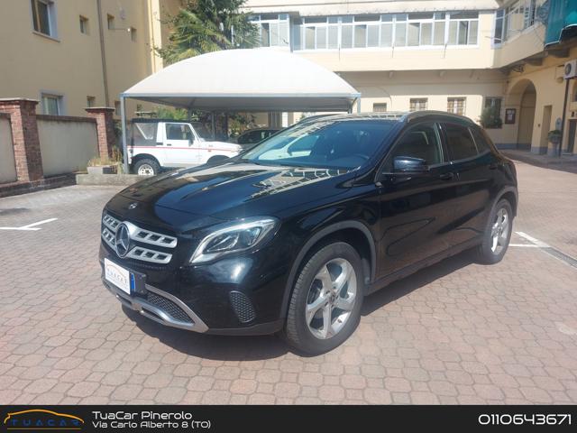 MERCEDES-BENZ GLA 200 D 136 CV SPORT AUTO 