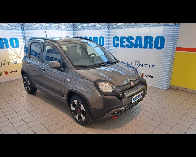 FIAT New Panda 1.0 firefly hybrid 70cv City Cross 5 posti 