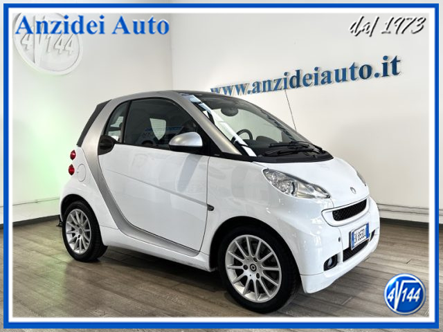 SMART ForTwo Bianco pastello