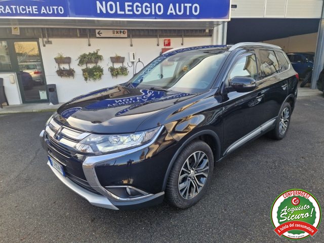 MITSUBISHI Outlander 2.2 DI-D 4WD Instyle Plus SDA 7 posti 