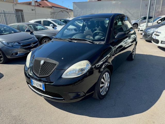 LANCIA Ypsilon 1.2 60CV Oro OK NEOPATENTATI 