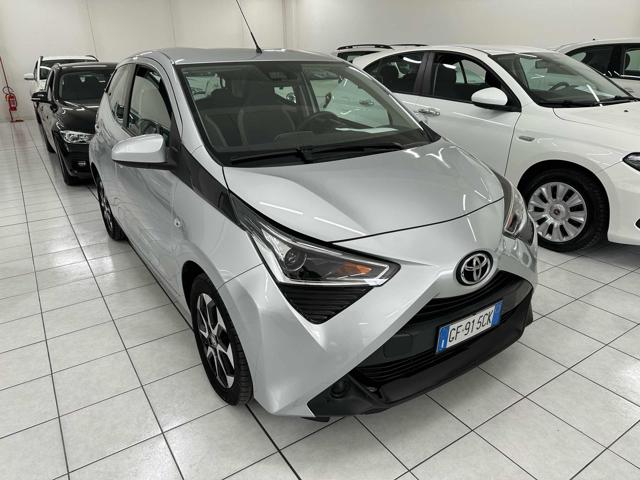 TOYOTA Aygo Connect 1.0 VVT-i 72 CV 5 porte x-fun 