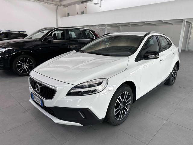 VOLVO V40 Cross Country D2 Business Plus 