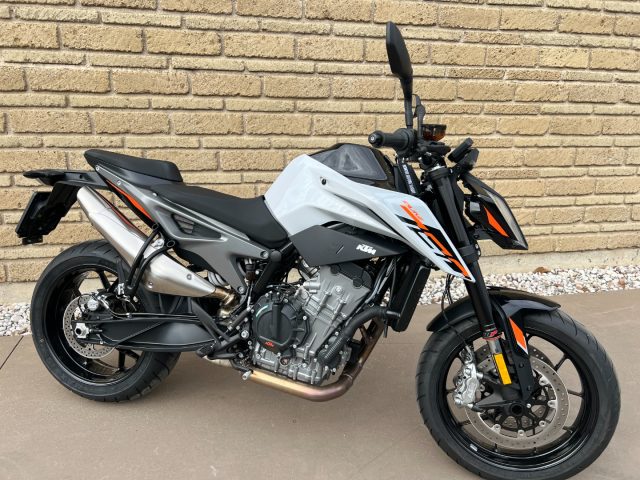 KTM 790 Duke Grigio pastello