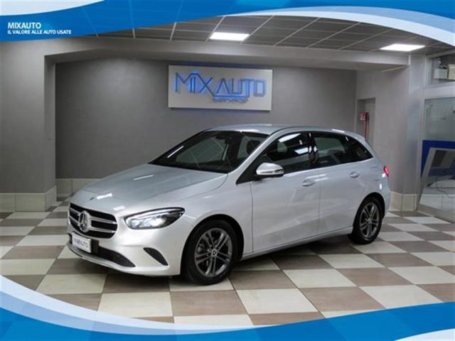 MERCEDES-BENZ B 180 D Automatic Business EU6 