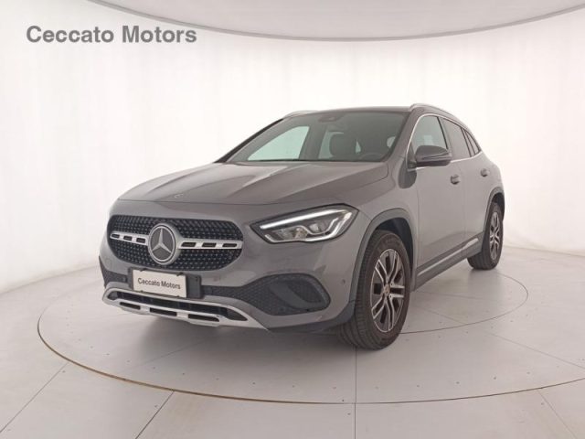 MERCEDES-BENZ GLA 200 d Automatic Sport 