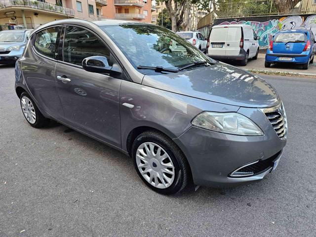 LANCIA Ypsilon 1.2 69 CV 5 porte S&S Silver 