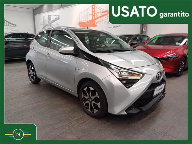 TOYOTA Aygo 5 Porte 1.0 VVT i 72cv x play 