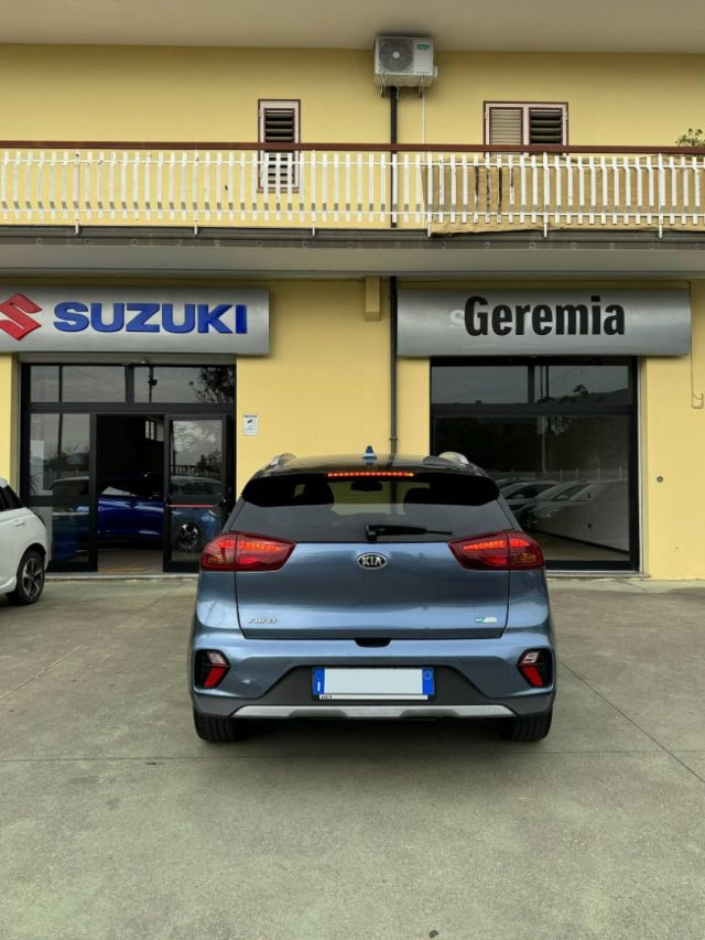 KIA Niro Blu metallizzato