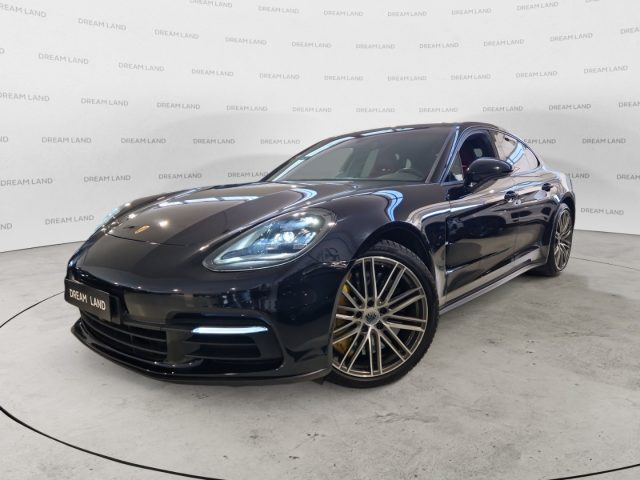 PORSCHE Panamera 3.0 4 