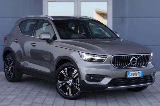 VOLVO XC40 T5 Recharge Plug-in Hybrid Inscription Expression 