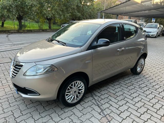 LANCIA Ypsilon 0.9 TwinAir 85 CV 5 porte Metano OK NEOPATENTATO Usato