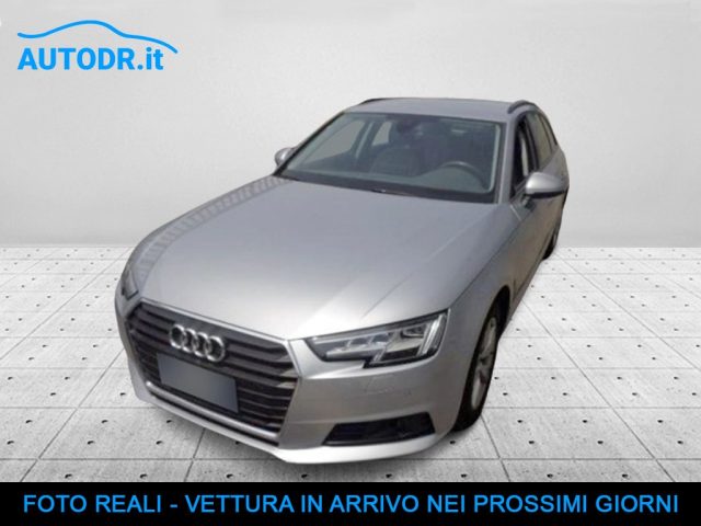 AUDI A4 Avant 30 TDI S-tronic Fari Matrix Navi Retrocamera 