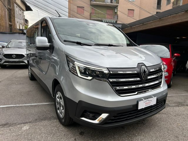 RENAULT Trafic BluedCi 150CV PL-TN Authentic 9 POSTI 