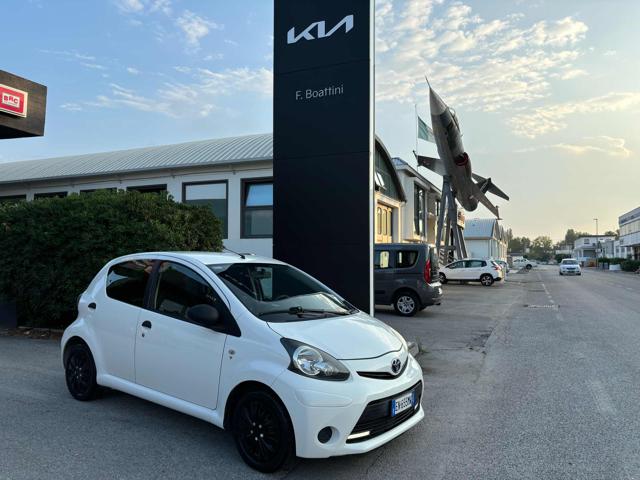 TOYOTA Aygo 1.0 12V VVT-i 5 porte Active Connect 