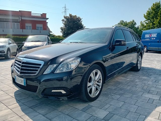 MERCEDES-BENZ E 220 CDI S.W. BlueEFF Avantgarde VISTA E PIACIUTA 