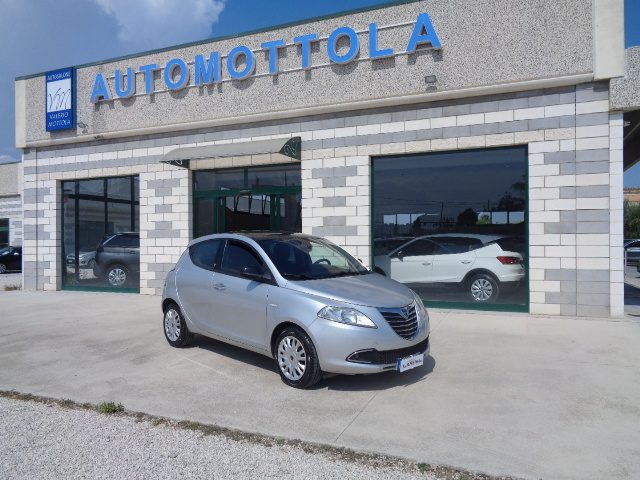 LANCIA Ypsilon Argento metallizzato