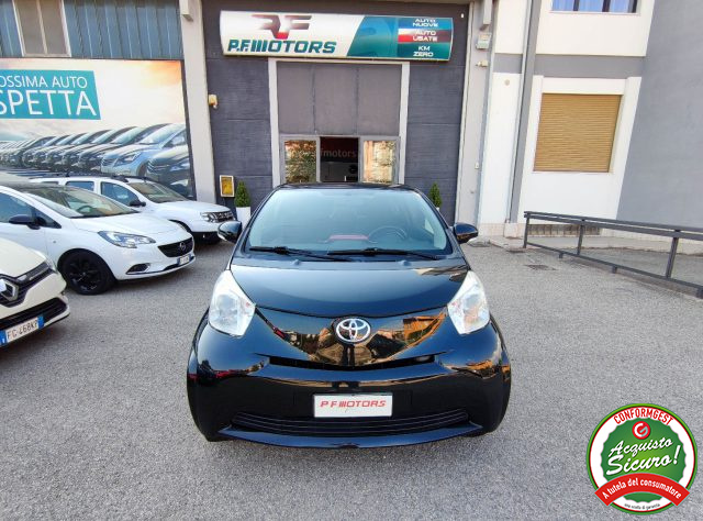 TOYOTA iQ 1.0 Lounge 