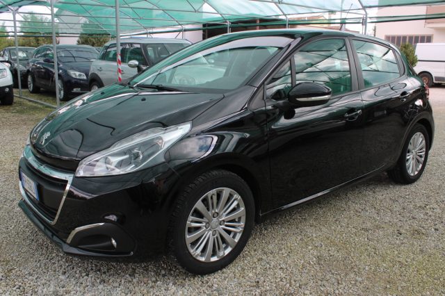 PEUGEOT 208 PureTech 82 5 porte Allure 