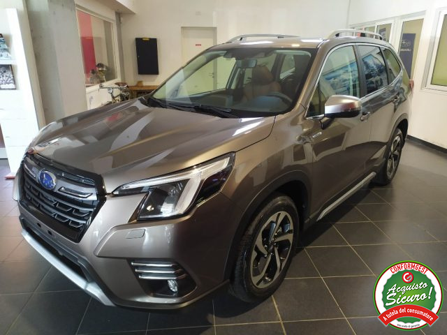 SUBARU Forester 2.0 e-Boxer MHEV CVT Lineartronic Premium 