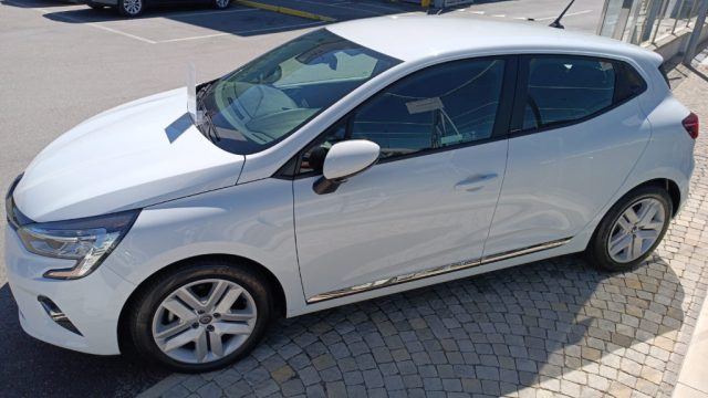 RENAULT Clio Full Hybrid E-Tech 140 CV 5 porte Zen OK X NEOPAT. 