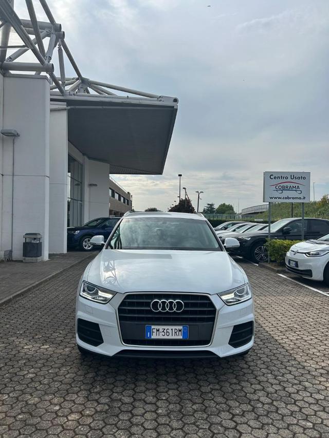 AUDI Q3 2.0 TDI 120 CV Business 