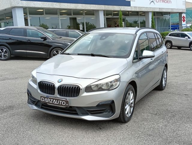 BMW 216 Grigio metallizzato