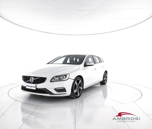 VOLVO V60 D2 Geartronic R-design  - AUTOCARRO N1 