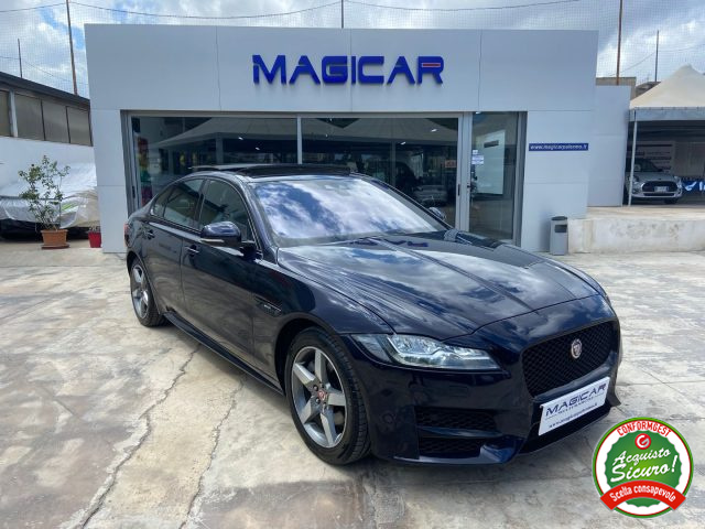 JAGUAR XF Blu metallizzato