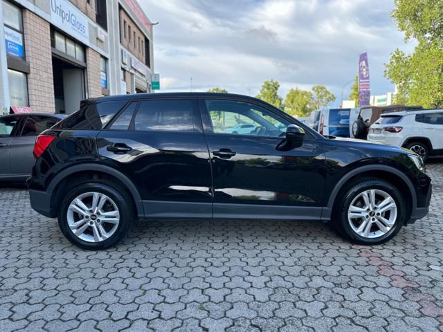 AUDI Q2 Nero metallizzato